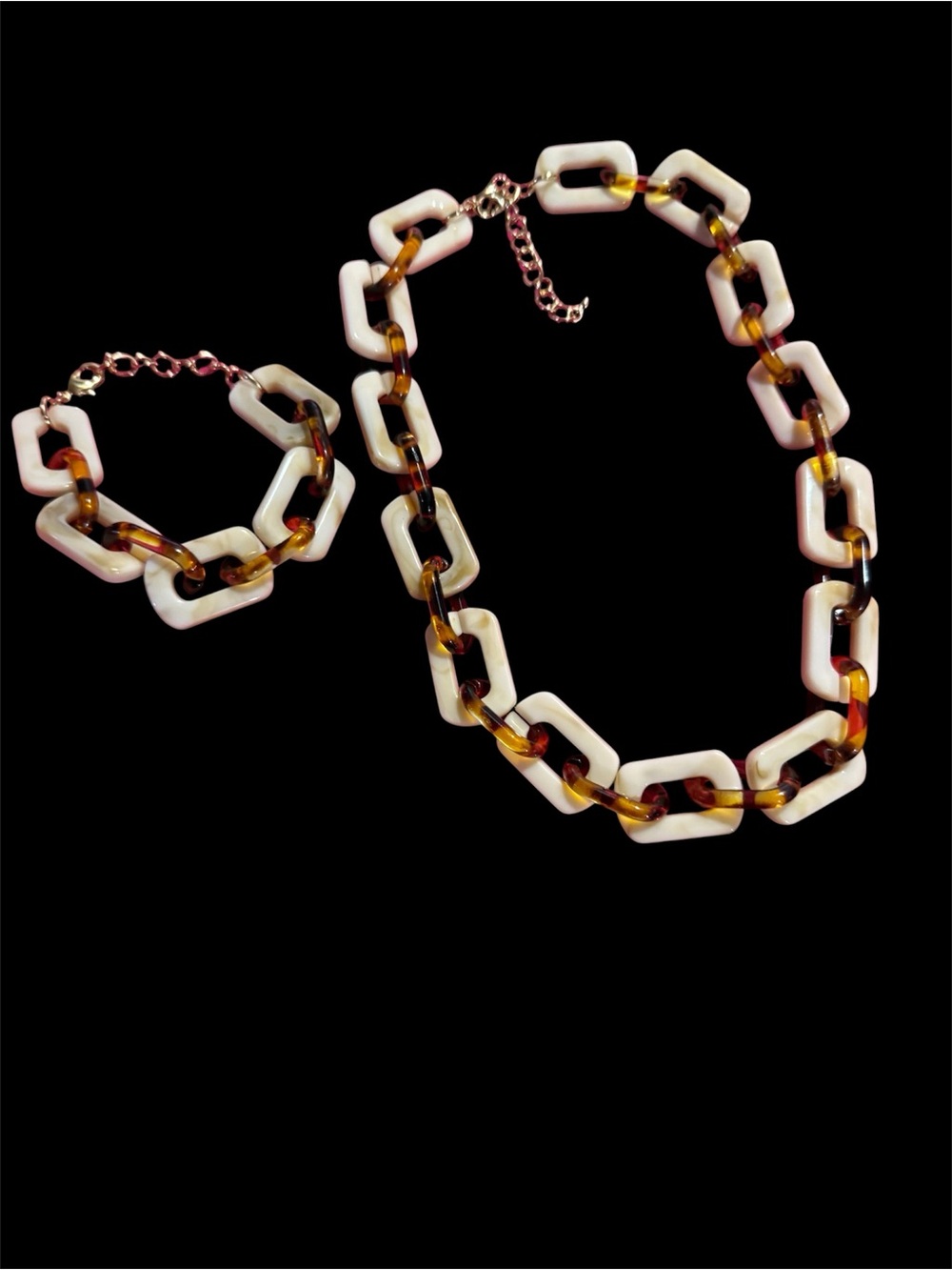 Women’s Beige and Tortoiseshell Link Bracelet and Necklace Set